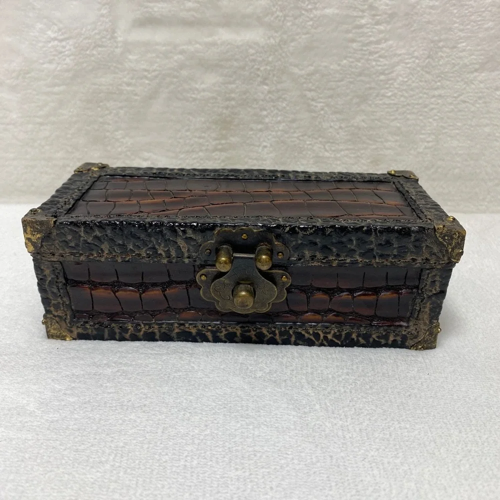 Ornate Faux Crocodile Type Embossed Trinket Jewelry Box‎ Decorative Keepsake